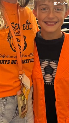 ❤️ Thank you, Families! ❤️ A huge thank you to our Roosevelt families for your patience and flexibility as we rocked our reunification drill today! Your support helps us ensure that our safety procedures run smoothly and efficiently. A special shout-out to the McPherson KS Police Department for guiding our route and keeping everyone safe along the way — we appreciate your partnership and commitment to our students and staff! 👮‍♂️🚸 Thank you to the Free Methodist Church for letting us use your 