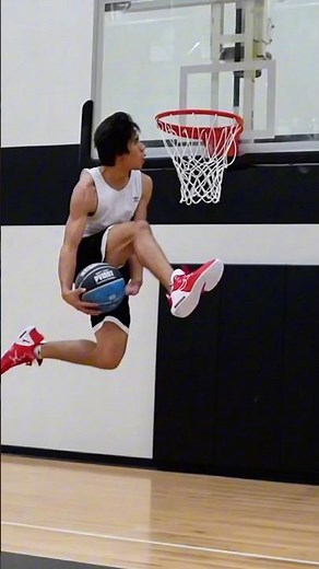 How to between the legs dunk