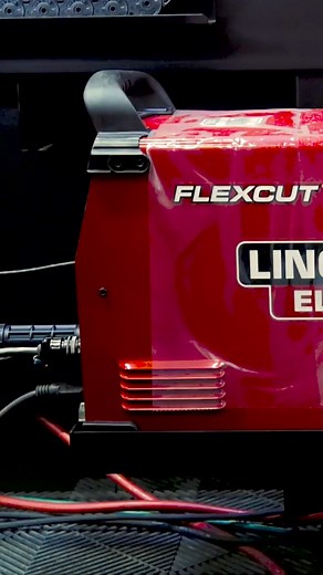 Lincoln Electric is 2nd to none when it comes to training opportunities for our equipment. We understand that the better all of you can use our machines, the more success your businesses will have🦾 . Torchmate training signups here: https://torchmate.com/seminars . #lincolnelectric #robotics #automation #LEA #weldred #cutred #lincolnelectricautomation #Torchmate | Lincoln Electric Automation