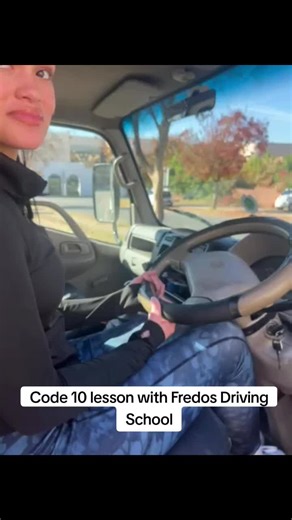 Code 10 lesson #k53code10lesson #drivingschoolsinpretoria #code10insideinspection