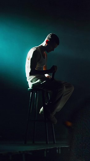 Aron Piper en Berlín: Momentos Capturados