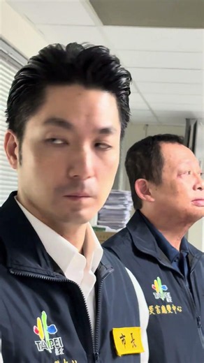 0625強降雨，蔣萬安市長在緊急應變中心，聽取工務局長黃一平，消防局長莫懷祖，台大氣象團隊及EOC同仁簡報。