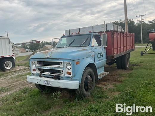 1968 Chevrolet C50 S/A Grain Truck | Transportation