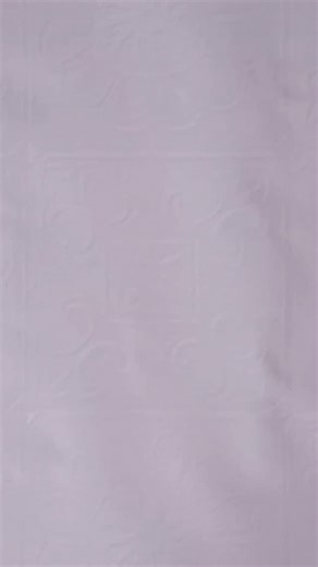 Mini quiches = BIG win for kids’ lunchboxes. They’re versatile, bite-sized, and perfect for after school too. I’ve created 3 flavour combos - Tuna & Sweetcorn, Cheese & Tomato, and Chicken & Leek. Pair with a chilled bottle of @aquacarpatica.uk natural mineral water 💧 for the perfect lunchbox balance. Here’s the recipe 👇 🥚 Mini Quiches 3 Ways (makes 12) ❄ Suitable for freezing 👶🏼 Suitable from 1 year Ingredients: • 1 x 375g ready rolled shortcrust pastry • 100g double cream • 1 large egg •7