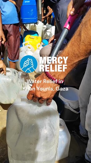 Mercy Relief on Instagram: "As Gaza remains in an intensifying humanitarian crisis, severe water scarcity is one of the many challenges that over 3 million displaced Gazans face daily. Critical infrastructure, such as water purification stations and sanitation systems, have been destroyed, leaving thousands of families without access to this basic necessity. To alleviate this, Mercy Relief delivered clean water to Al Rasheed and Al Asdeqa camps in Khan Younis, Gaza. With your contributions, Merc