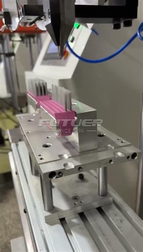 Cleaning brush bristle tufting machine