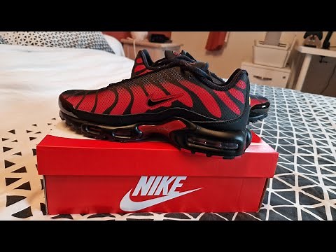 Nike air max plus rouge / noir phosphorescentes Tuned 1 red