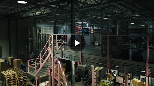 This is so cool! Not long ago, AutoStore™ came out with the news of VersaAI - The autonomous workstation for 24/7 fulfillment. VersaAI is a purpose-built robotic picking workstation engineered for… | Kai-Remi Berge