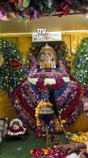 Khatu_Shyam_Ke_Diwane on Instagram: "• • 🥀❤️ प्रभु 💗 जय जय श्री श्याम ❤️❤️khatu shyam ji ❤️❤️ . . Copyright Credit by:-@khatu_shyam_ke_diwane__ . . 🏹🚩 Jai Shree shyam💙💕🏹🚩 @khatu_shyam_ke_diwane__ आप श्याम भक्त हैं तो इस पेज को अभी फॉलो करें . .Target 1M . ❤️Double tap if you like my post . ⏭️ please turn on notification . 🚩Please share this page with your friends . Must follow @khatu_shyam_ke_diwane__ . . . Video Edit By:- @_royal_verma_ ➖➖➖➖➖➖➖➖➖➖ 🚩📿 🕉️श्री श्याम देवाय नमः 📿🚩 ➖➖➖➖