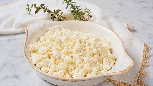 Cómo hacer ricota casera: la receta de dos ingredientes y pocos paso
