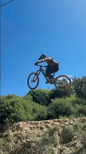 Propain Sresh SL First Ride – Jump Test & First Impressions!