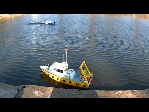 Rc Boot Paula 3 von Robbe mit Bugstrahlruder