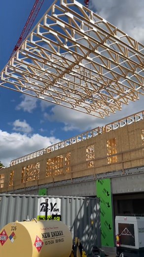 Innovation meets craftsmanship at 550 Williams Street 🏗️ Sometimes stepping outside your comfort zone leads to the best results. This project has us embracing more efficient building methods with greater ground pre-fabrication and modularization. New techniques, same Bob Anderson Builders standards. We're not just building structures - we're building smarter, faster, and better than ever before. Progress isn't just about what we build, it's about how we build it ⚡ What innovative building metho