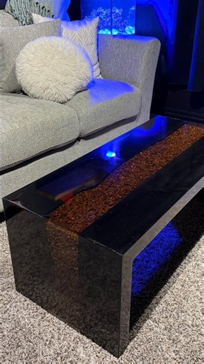 Is this the coolest coffee table ever? ☕️🤔 #diy #coffeetable #design