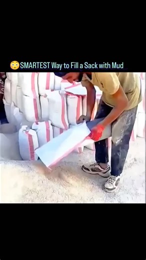 Science and experiment | Watch the SMARTEST Way to Fill a Sack with Mud or Sand! 🤯🪣 This simple low-tech trick will blow your mind! Just place a hollow cylinder... | Instagram