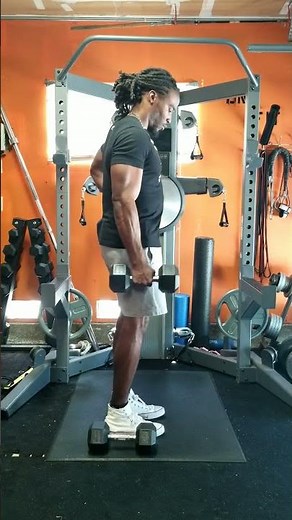 Dumbbell Single-Arm Hammer Curls