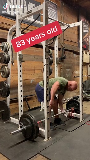 Dynamic effort legs#powerlifting #bands #squats #deadlift #bench #strength #conjugate #dynamiceffort #gym #fitness