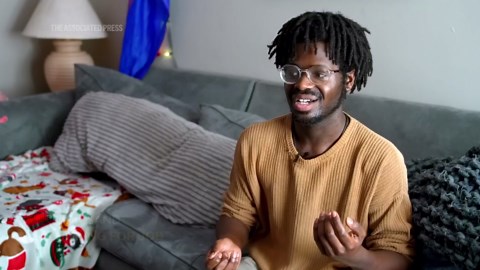 Indiana man struggles to get a job as labor market remains under strain