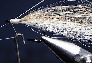 How To Tie a Surf Candy (Step-by-Step with Video) - Into Fly Fishing