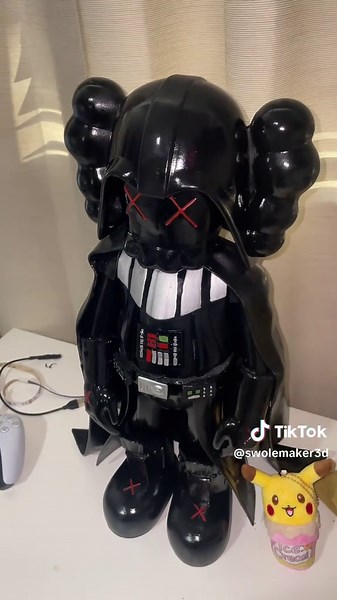 Fully done!!!! KAWS VADER #3dprinting #3dprint #darthvader #darthvader #darth #sith #kaws #VADERKAWS #customkaws #marvel #disney #starwars #EMIPIRE