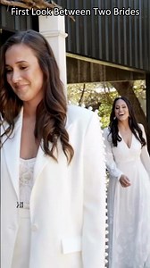 The Moment Two Brides Shared the Perfect First Look #TwoBrides#LoveIsLove#FirstLook#WeddingDay#frpシ