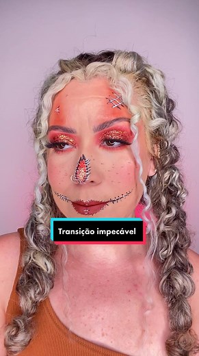 Essa transição 🤌🏻 eu amei essa make num grau 💕 - - - - - - #halloweenmakeup #inspiracaohalloween #halloween #halloween2022 #maquiagemartistica #makeupartist