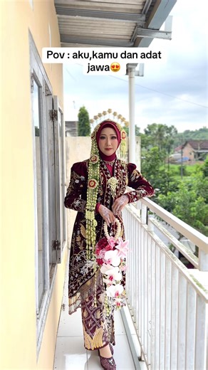 Javanese Wedding Traditions Explored