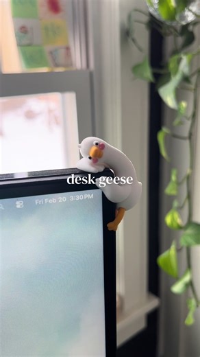 Creative Desk Decor Ideas to Boost Your Mood