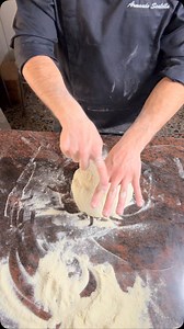 177K views · 17K reactions | Tutorial ⬇️ Slap  Stesura delicata  Per impasti morbidi  #pizza #pizzaparty #pizzaislove #pizzasisters4lyfe #pizzahomemade #pizzagram #pizzabar #pizzacontemporanea #pizzaromana #pizzaprime #dough #pizzaria #pizzatime #pizzaman | Armando scalella | Facebook