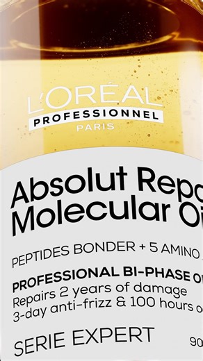 Wondering how to integrate the new Absolut Repair Molecular Bi-Phase Oil into your current hair care routine? ✨ Just 3 easy steps to repair up to 2 years of damage at molecular level in 1 use*: Step 1️⃣. Absolute Repair Molecular Shampoo Step 2️⃣. Absolute Repair Molecular Mask Step 3️⃣. Absolute Repair Molecular Bi-phase Oil The result: hair repaired at the molecular level, with lasting shine. Upgrade your routine today. 🤍 @lorealpro #lorealpro #LorealProMY #LorealProSG #AbsolutRepairMolecular