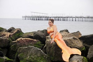 Review: Mermaids takes a deep dive into a little-known subculture