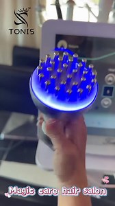 #scalpmassage#scalpcare#scalpmachine What kind of scalp massage comb is this?It is a massage comb with a microcurrent that can massage the shoulders and neck and also soothe the scalp！ #tonis #scalpcare | Tonis Wu | Facebook