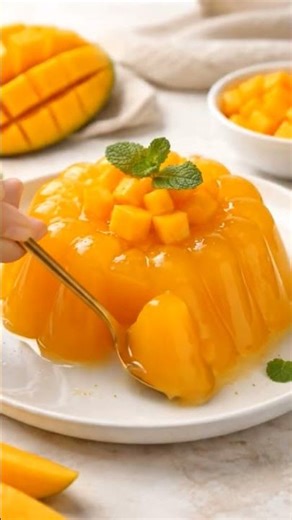 🥭 Mango Jelly Pudding – Refreshing & Easy Dessert! 🍮This glossy, wobbly mango jelly pudding