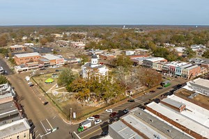 Living in Canton, MS