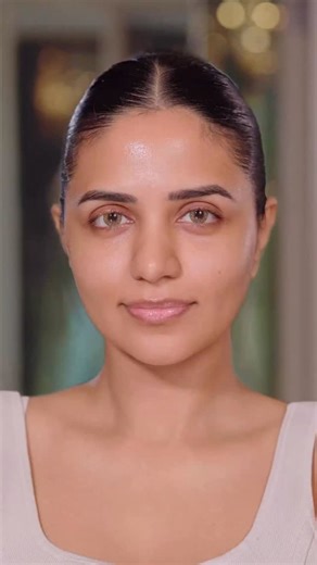Kajol Luxury Bridal Makeup artist|Entrepreneur|Content Creator on Instagram: "A dreamy soft glam for @aishwarya.avlani inspired by South Indian aesthetics, finished with my signature KRP touch. ✨ Product Breakdown Lip Prep @laneige_in Lip Sleeping Mask Skin Prep @caudalieindia Buffing Cream @rasluxuryoils Toner @oceglowindia Serum, Undereye Cream, Water Cream @pixibeauty Eye Patches Eyes Lenses: @freshlook_in Allure in Pure Hazel Base / Lid: @hudabeauty Granola Locked with: @charlottetilbury Sha