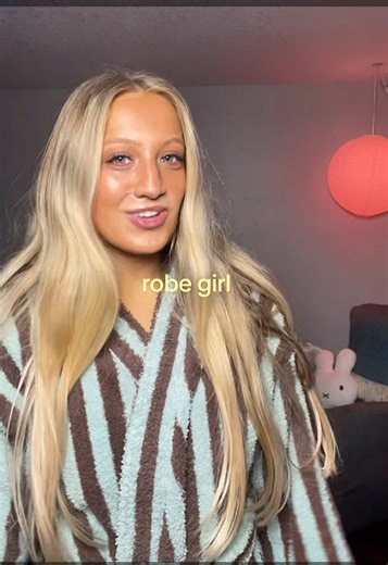 Embrace Your Mojo with This Fun Robe Style