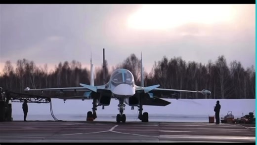 Exploring the Su-34 Fighter Jet