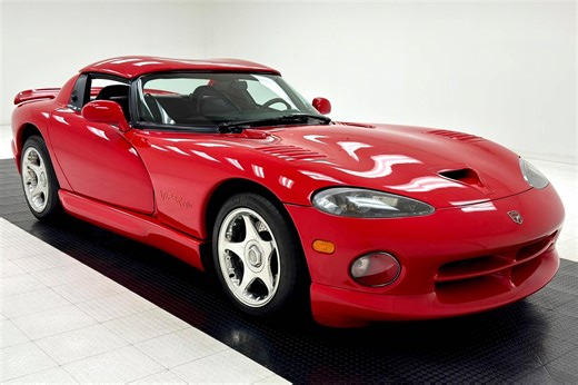 1998 Dodge Viper RT/10 Roadster - ~23,300 Miles, 6-Speed Manual, V10 Power, Performance Modifications