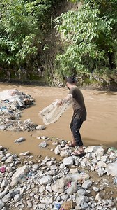 772K views · 2.3K reactions | Amazing fishing net casting #NetFishing #fishingdaily #FishingTime #fishingadventures #fishingvideos #FishingLife | Its Fishing Time | Facebook