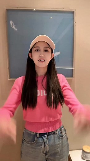 大揭秘！这些特效AI工具到底怎么用的？换人物换背景换场景 AI大合集，这些惊艳的的AI效果原来都是用这些AI工具做出来的！#ai #ai工具 #ai特效 #视频特效 #ai视频 | AI工具箱