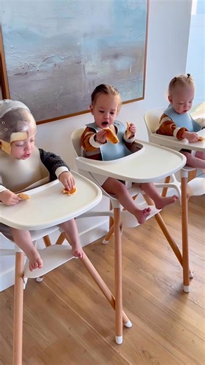 Morning vlog ☀️ #triplets #momlife #family | Meredith Franklin