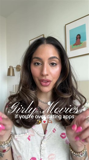 if you’re single like me, here are the best girly movies to watch (if you’re definitely deleting hinge this time) ✨💌 #movies #moviestowatch #valentinesdaymovie #girlymovies #singlegirls
