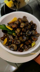KUMAKAIN KA RIN BA NITO? Leddeg o Alidag kung sa probinsya ay tawagin🐚 #exotics #exoticfood #adobo #buhayprobinsya #pagkaingpinoy #lutongbahay #lutongpinoy #pinoyfood #pinoy #food #foodie #culture #traditional #cravings #fresh #shells #spicy #ilocanoreels #ilocano #trending #trend #trendingreels #virals #viralvideo #Philippines #thailand #indonesia #foodlover #KMJS #entertainment | The World Today Entertainment