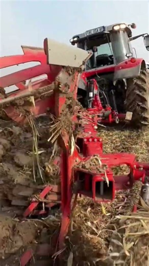 Tungt maskineri i landbrugsarbejde | Effektivt og professionelt