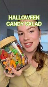 HALLOWEEN CANDY SALAD for my acappella group! 🧡🍬🎃 #candyreview #gummycandyasmr #halloween #candy
