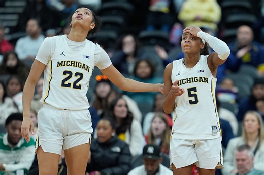 Michigan’s furious comeback falls short against unbeaten Vanderbilt