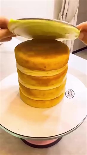 Essential Cake Decorating Hacks for Your Business