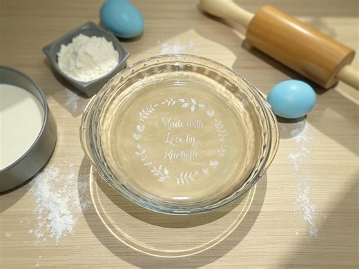 Engraved Pie Plate – Custom Decorative Glass Baking Dish, Personalized Gift - Etsy Canada