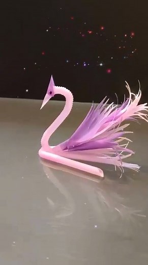 How to make a swan with a straw #diy #crafts #diycrafts #diycrafting | Craft Home