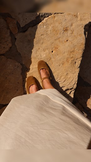 Nina Lea Jolley on Instagram: "Everything I wore in Crete 🤍 all looks linked over on my @shop.ltk You’ve probably seen them all on the feed but if you’ve missed any, they’re all here! Last of the summer styling now. I’m always sad for it to come to an end, but I’m super excited for a new season! . . . #summerstyle #crete #summerlooks #minimalstyle #neutralstyle #suede #suedebag"